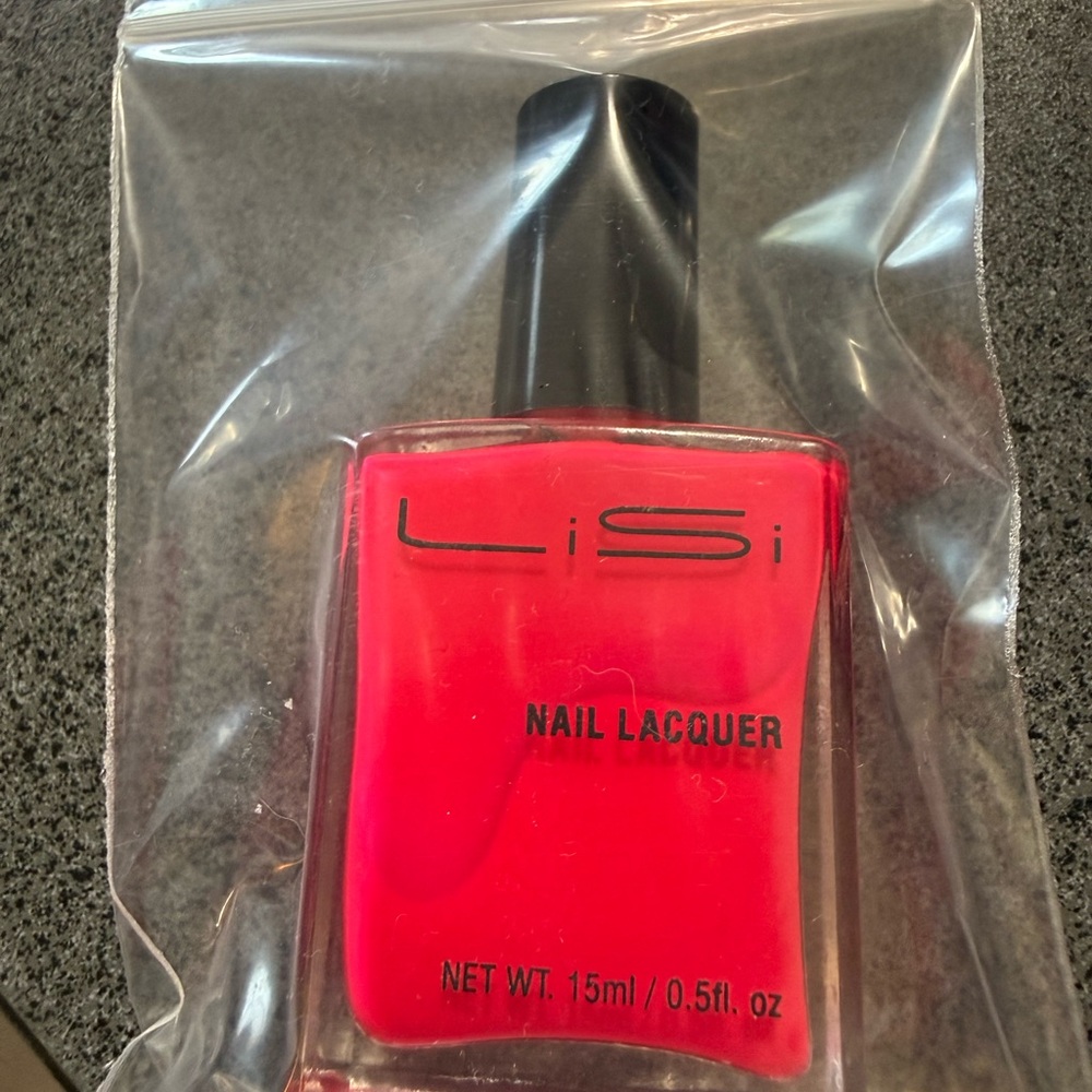 Lisi Bright Pink Nail Lacquer - Picture 7 of 7